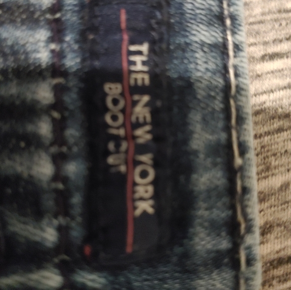 Jeans - Picture 3 of 4